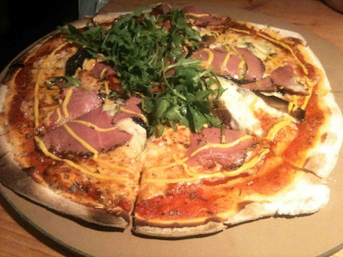 Bier_halle_Pastrami_Blue_Pizza