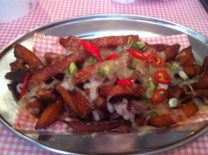 Thai chilli cheese chips, Burger Meats Bun, ©  Food and Drink Glasgow Blog