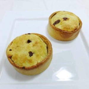 Mcintosh of dyce haggis and meat scotch pie