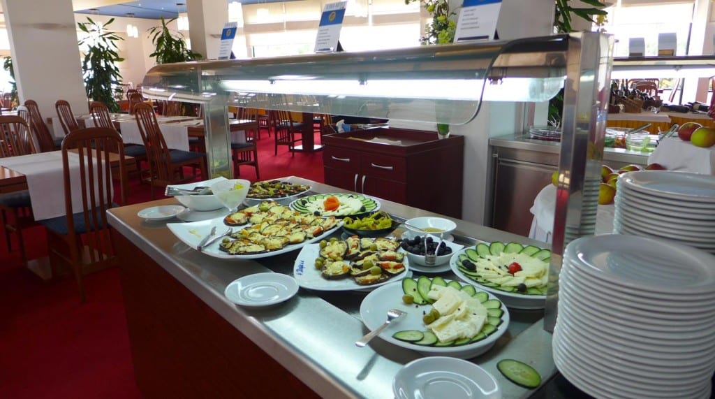 Ilirija_biograd_restaurant_salad_bar