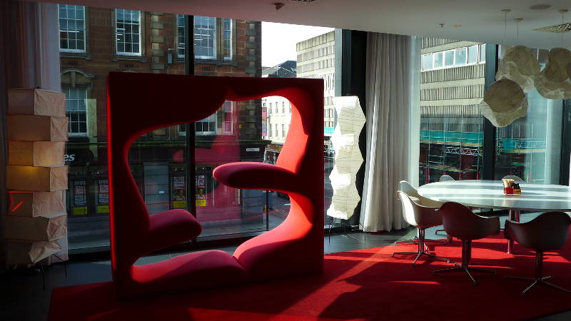 CitizenM Glasgow - funky seating