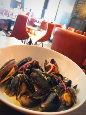 The wee restaurant Shetland mussels Edinburgh 