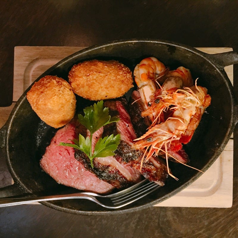 Hutchesons City Grill glasgow steak tails from the grill rusk and rusk