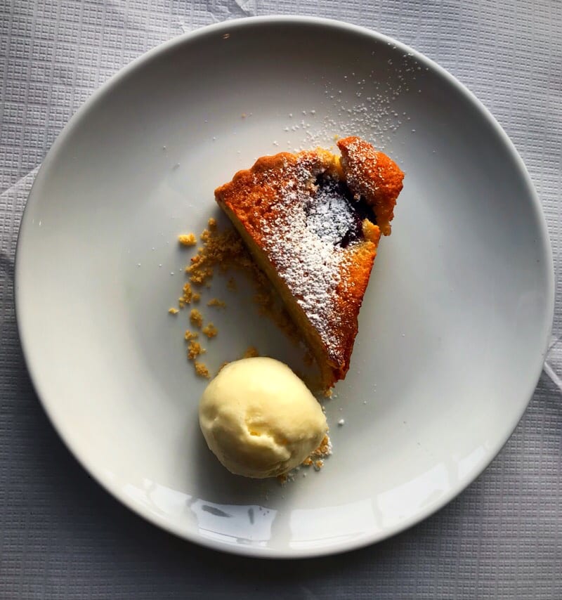 tart with ice cream