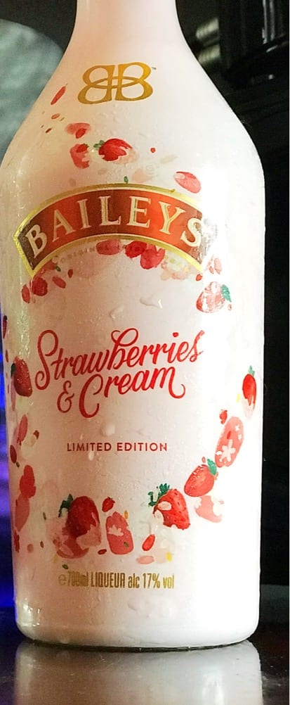 Baileys Strawberries and cream colada cocktail recipe 