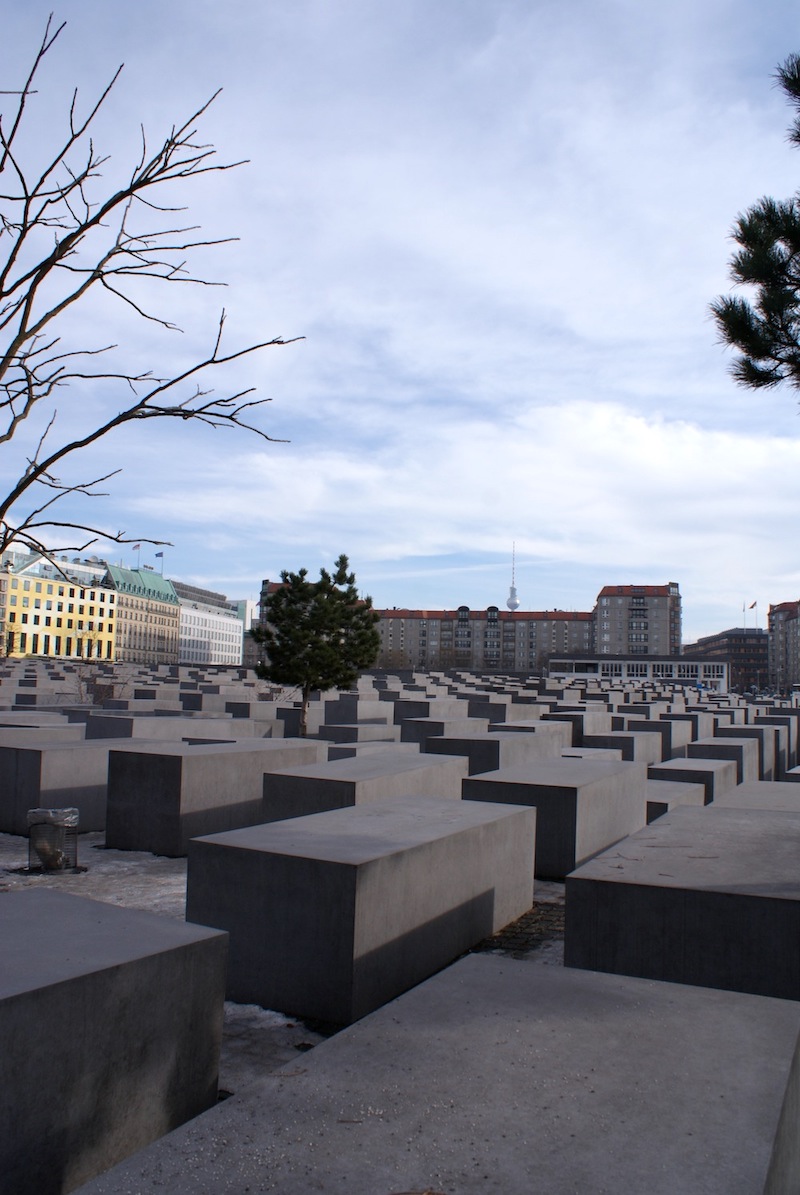 holocaust memorial to the murdered jews of europe berlin