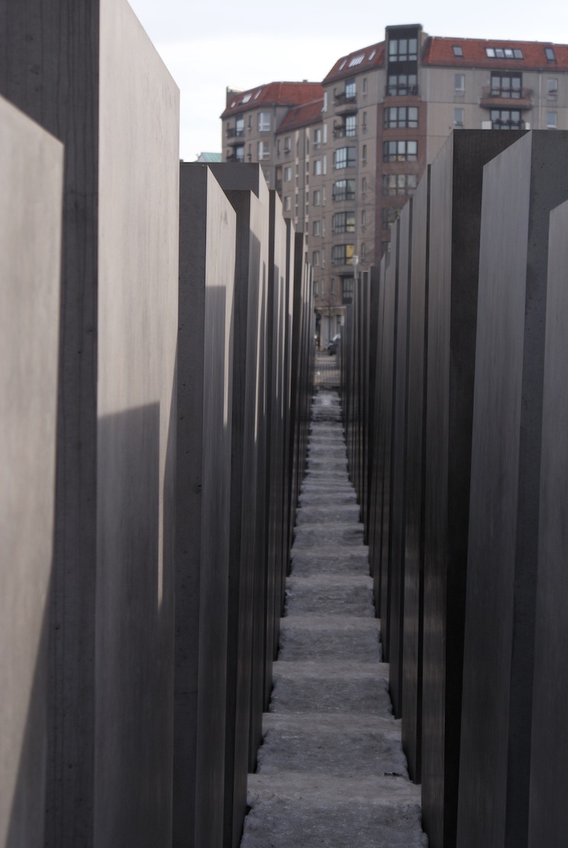 holocaust memorial to the murdered jews of europe berlin