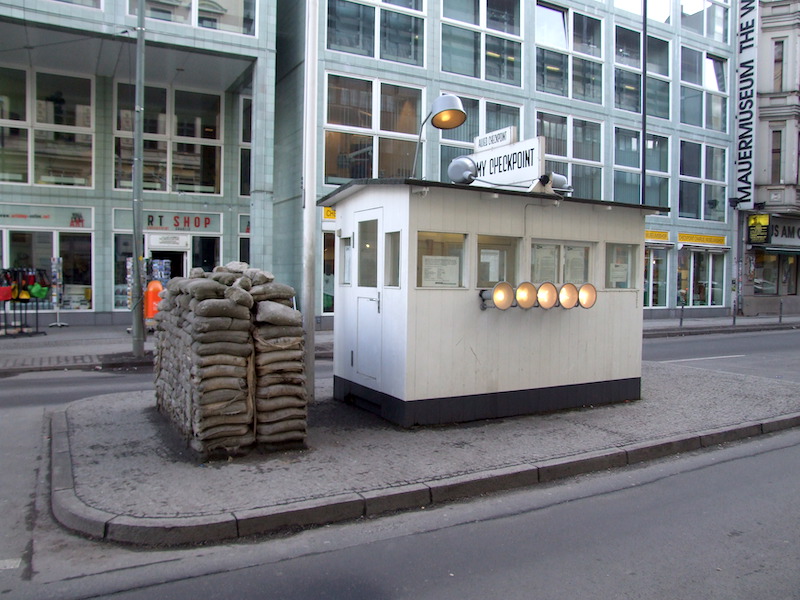 Berlin, Checkpoint Charlie, Nacht des Mauerfalls