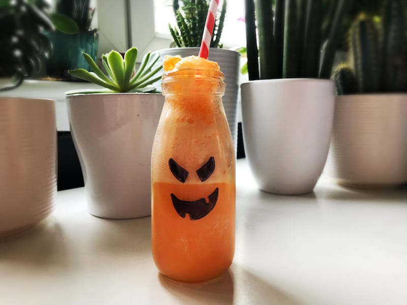 scary halloween fanta ice cream float