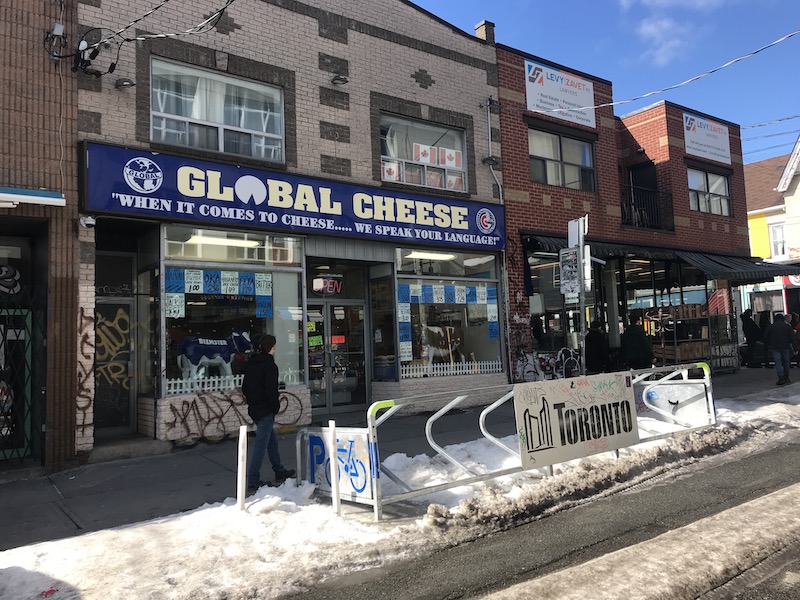 kensington market toronto