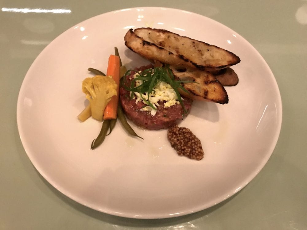 victor restaurant toronto steak tartare