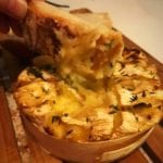 Baked Camembert with thyme and honey recipe