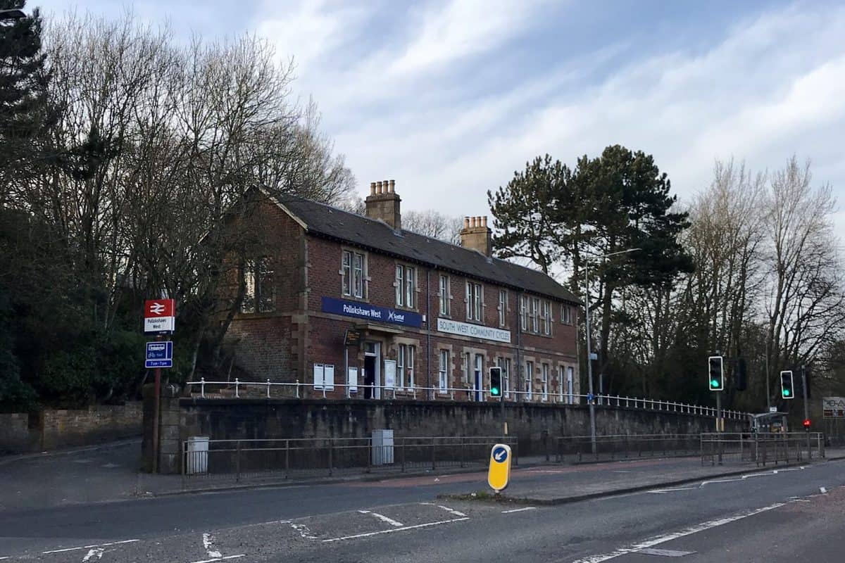 Pollokshaws west railway station