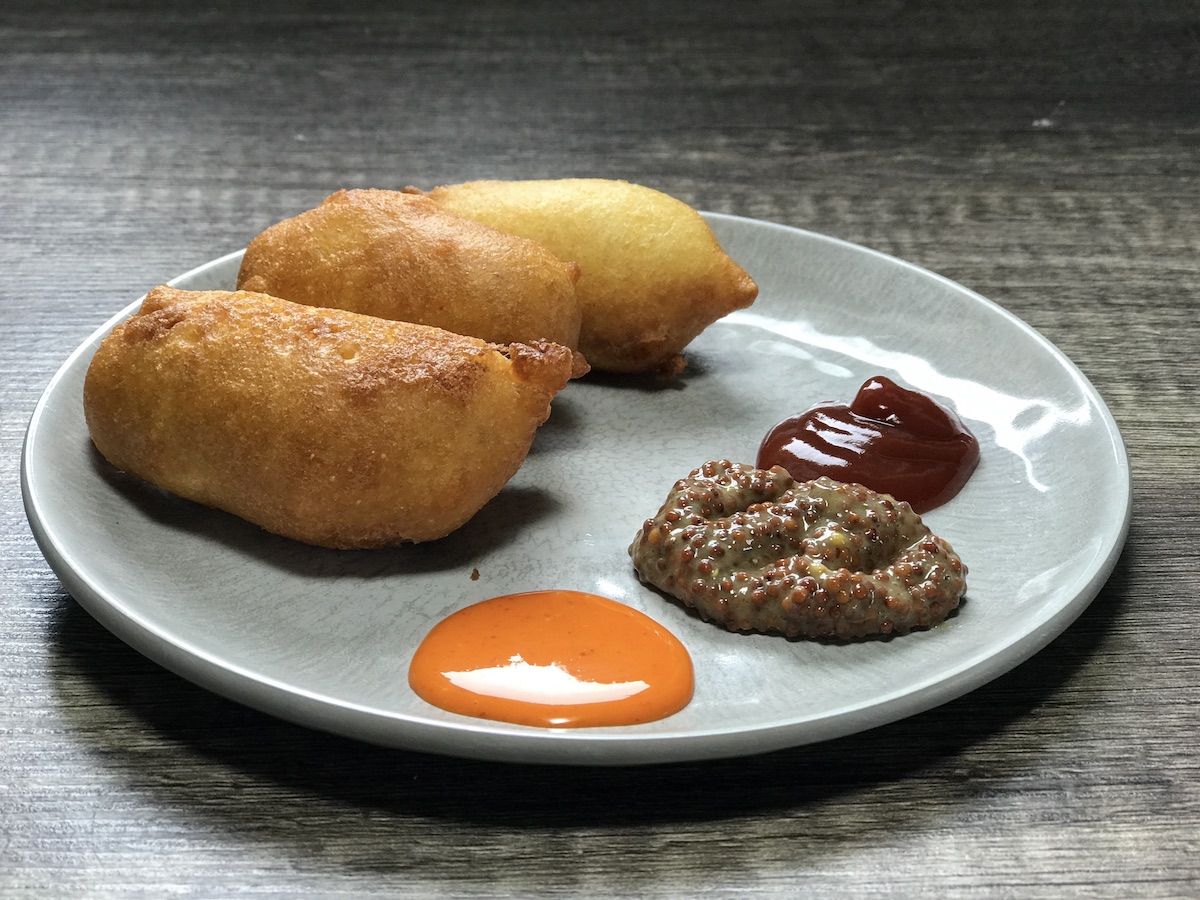 corn dogs plate