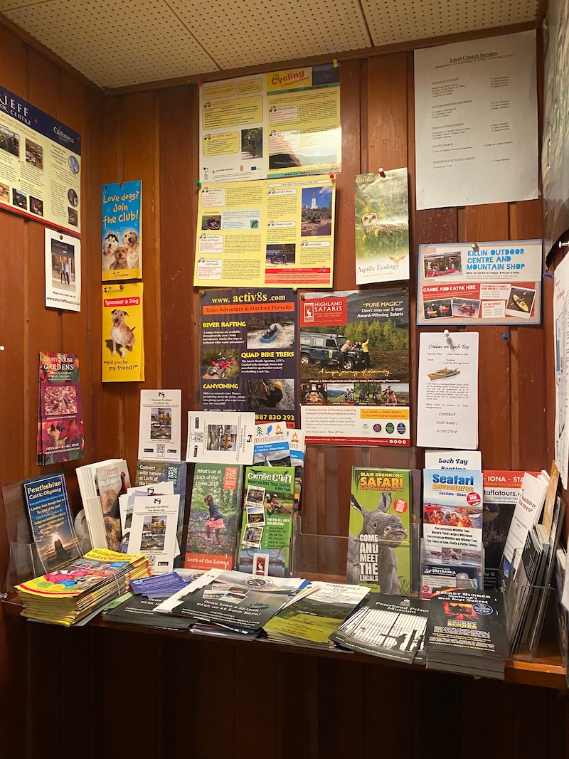 information point with leaflets