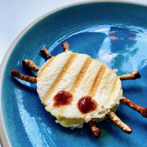 halloween grilled cheese toastie spider