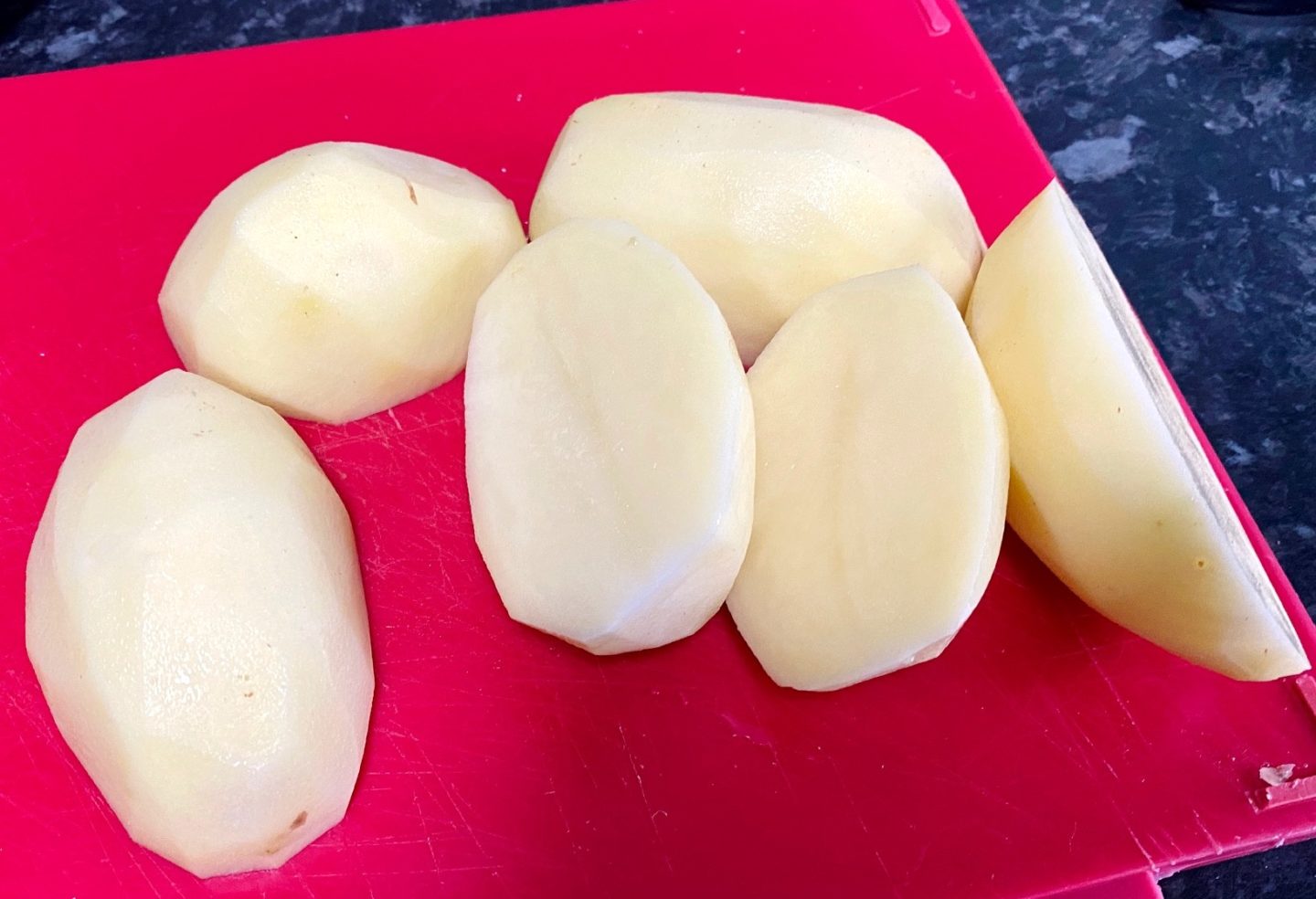 how to cut roast potatoes