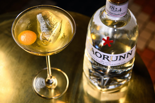 St Andrew's Day Martini with Grapefruit