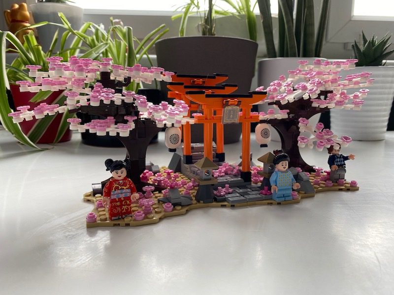 tori gate and sakura lego