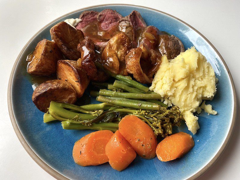 Alston Bar and Beef Sunday Roast Table