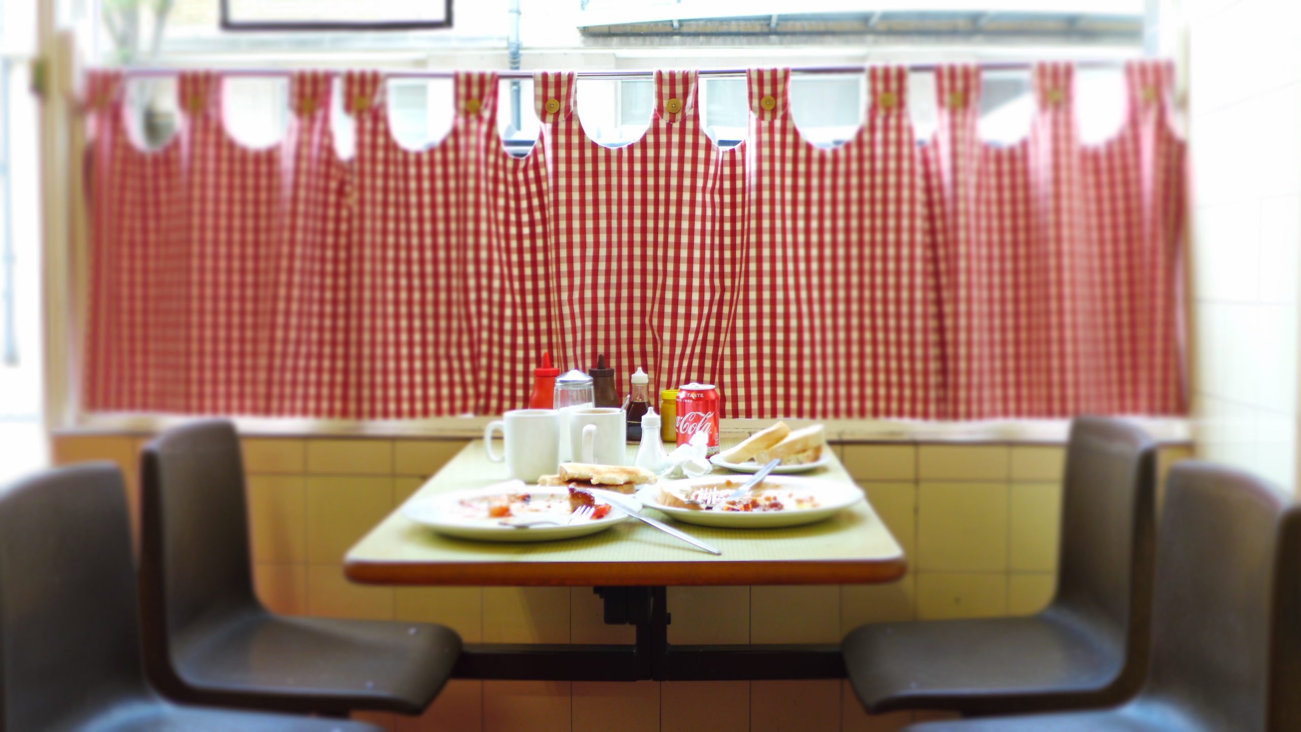 the regency cafe london window table