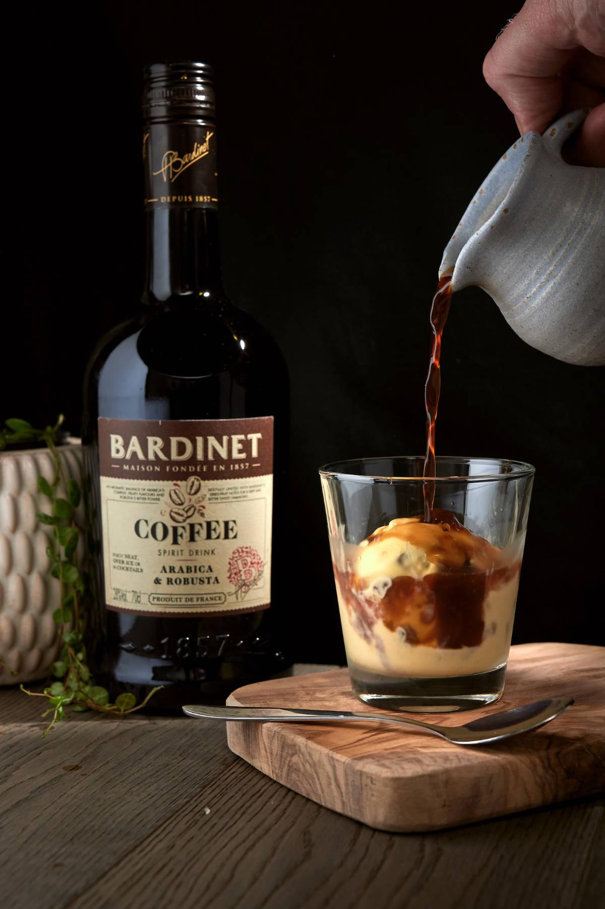 Bardinet Coffee Bardinet is celebrating the UK launch of its new coffee flavoured brandy today (Wednesday 11th May) by unveiling a series of cocktails they hope will inspire drinkers to be their own ‘brandy barista’ at home. Bardinet Coffee is the first release from the brand’s new ‘Flavours Collection’ and combines Bardinet brandy with the delicious natural flavours of Arabica and Robusta coffee. .