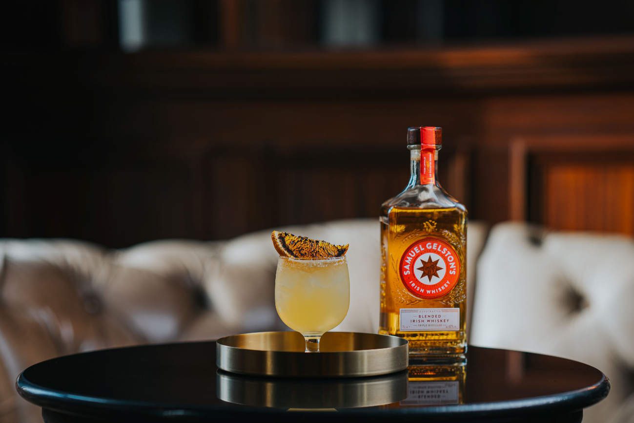 samuel gelston's gold rush cocktail