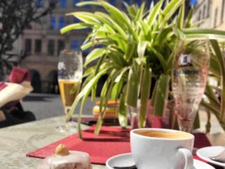 gorlitz ratscafe outside cake