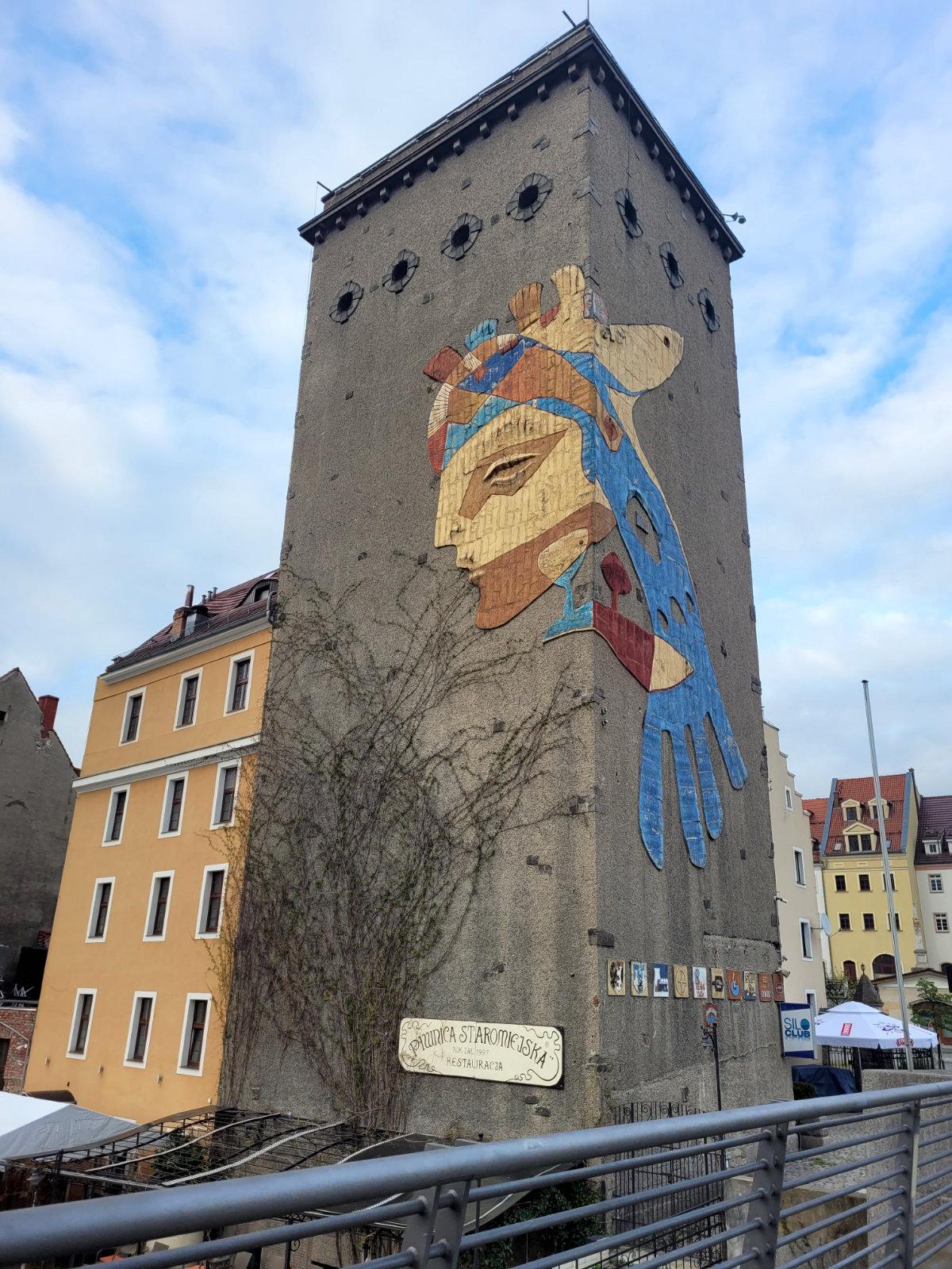 Piwnica Staromiejska outside