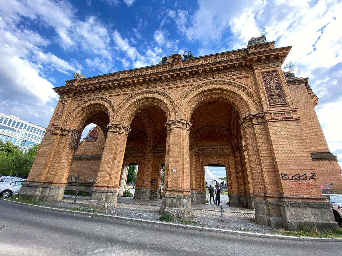 anhalter bahnhof berlin