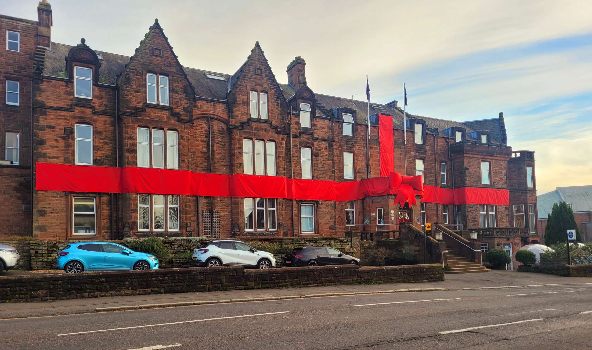 christmas bow cairndale hotel dumfries