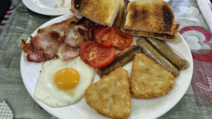 Pinner cafe London breakfast