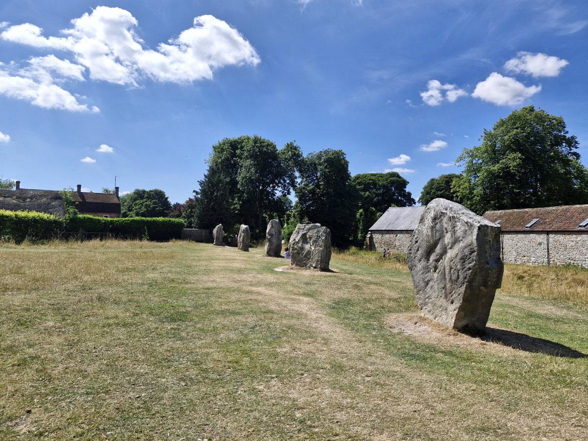 Ultimate Avebury Travel Guide: Things to Do, Eat & Stay