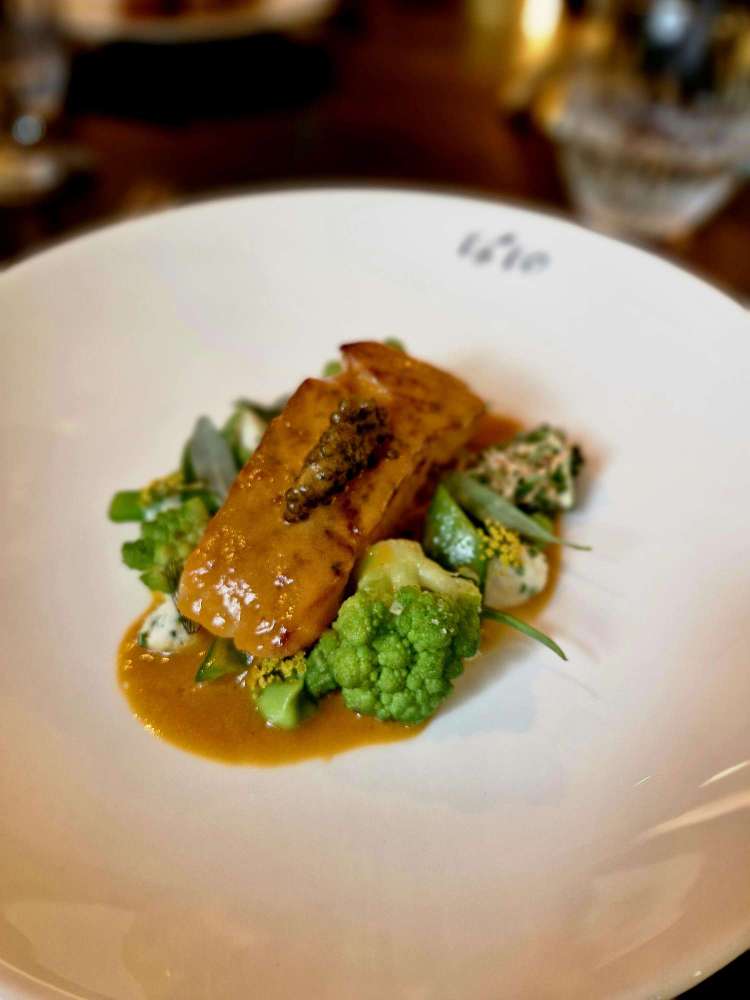 1610 at The Globe Inn, Dumfries