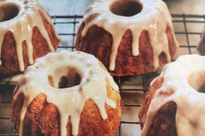 Baking & the Meaning of Life by Helen Goh