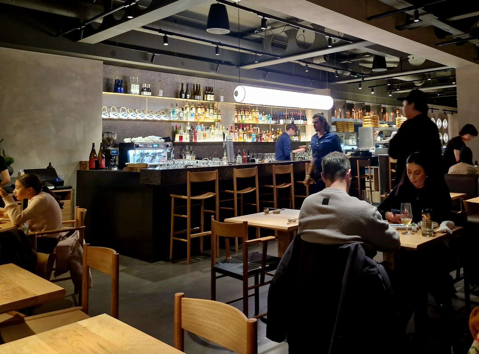 sticks'n'Sushi Glasgow - interior