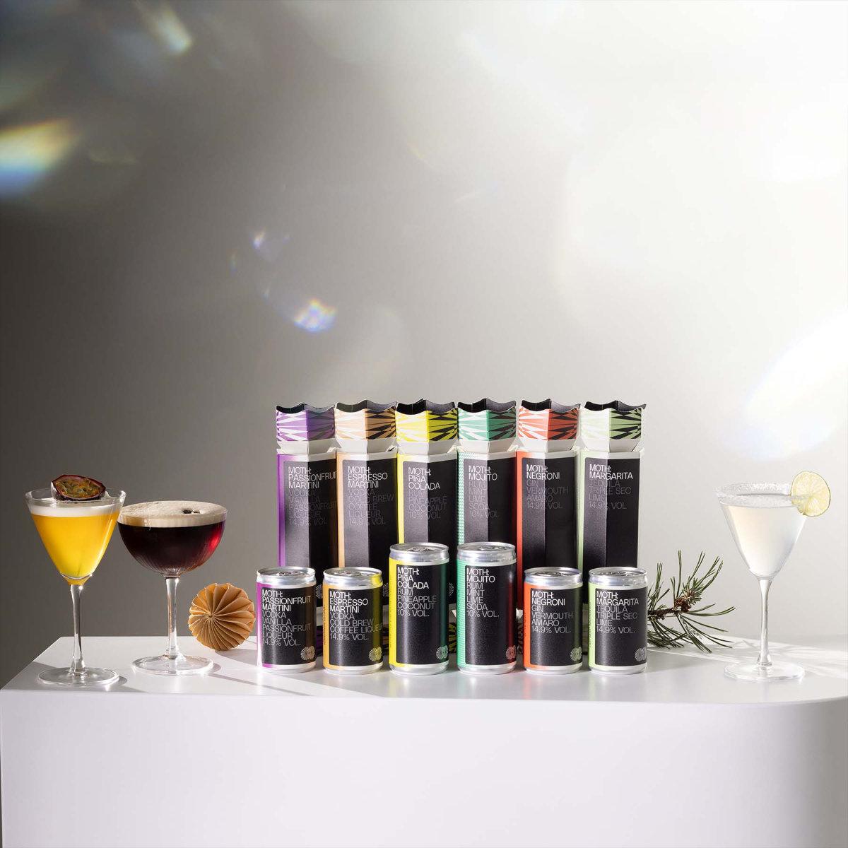 Inside each of these 6 crackers, a classic cocktail awaits. Mothdrinks.com