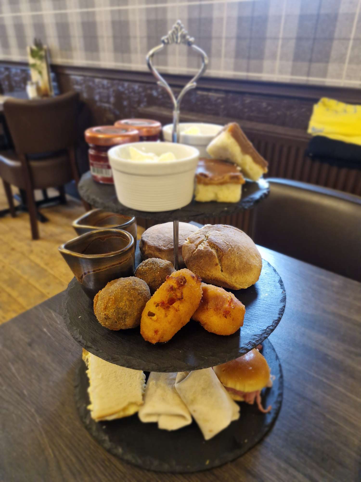 Kirk O’ The Lochs Afternoon Tea Review | Loch Lomond Cafés