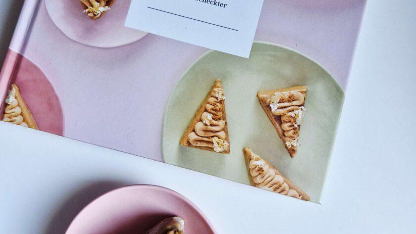 Book Review Patisserie Made Simple: The Art of Petits Gateaux byMaxine Scheckter