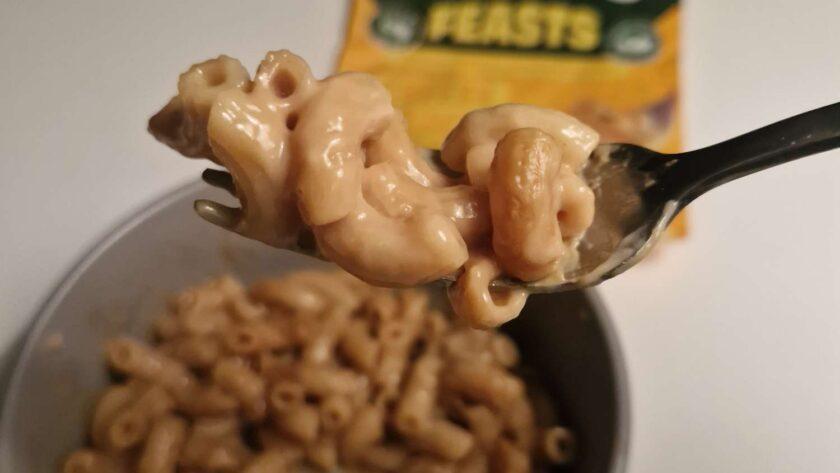 We try Dolmio Feasts cheesy mac & cheese pasta ready meal so you don't have to!