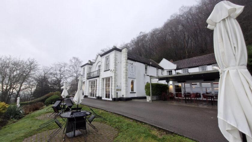 the_cottage_in_the_wood_Hotel_outside