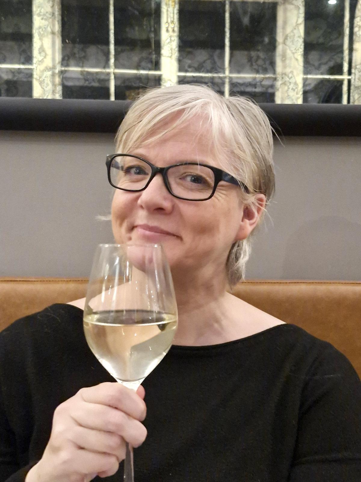 the_cottage_in_the_wood_wine