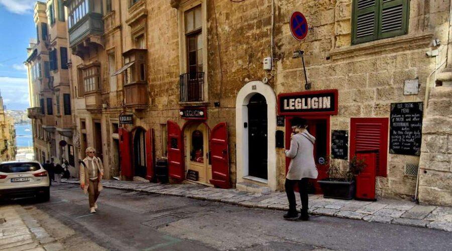 Legligin Valletta outside