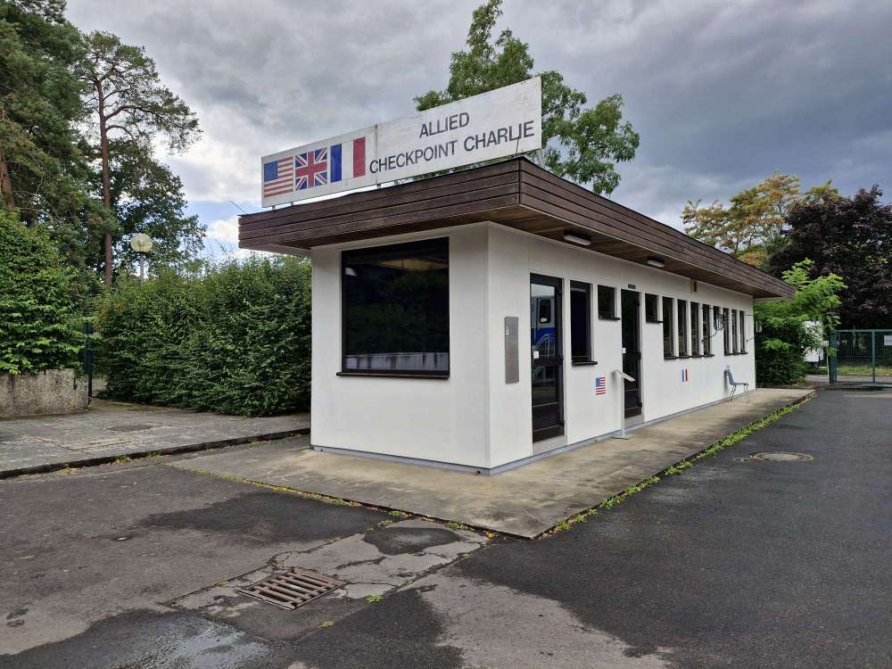real Checkpoint Charlie Berlin