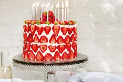 strawberry and elderflower cake recipe