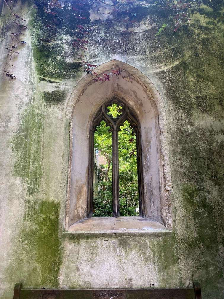 St Dunstan in the East London: A Hidden Garden Among the Ruins