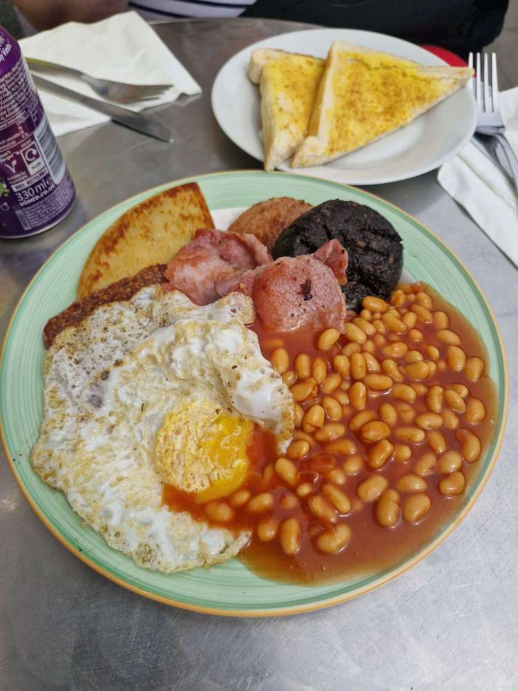 Forte Café Dundee Review: Fried Breakfast and Ice Cream Floats