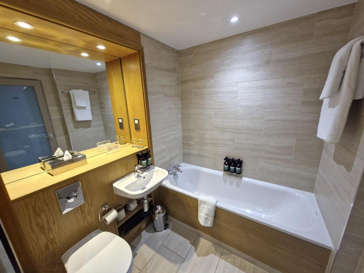 apex hotel dundee bath 2