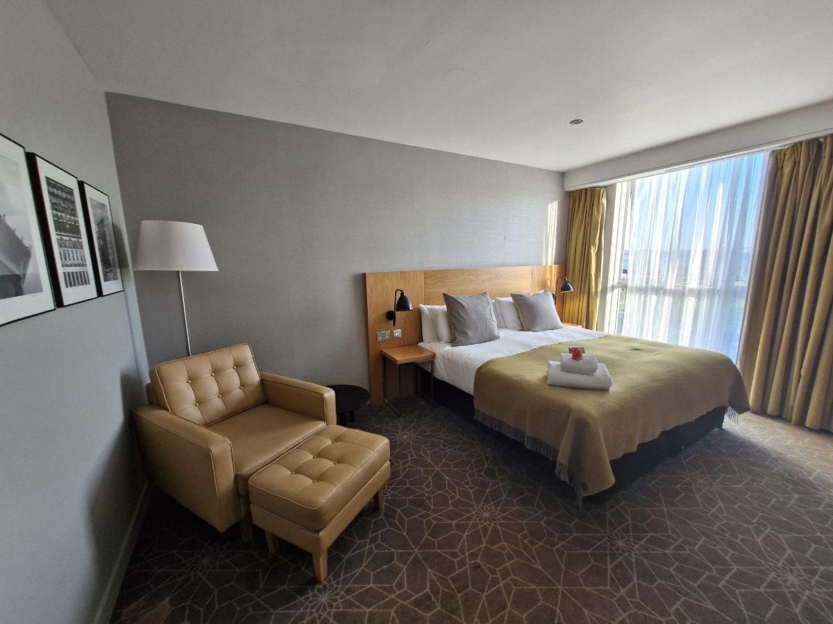bedroom apex hotel dundee