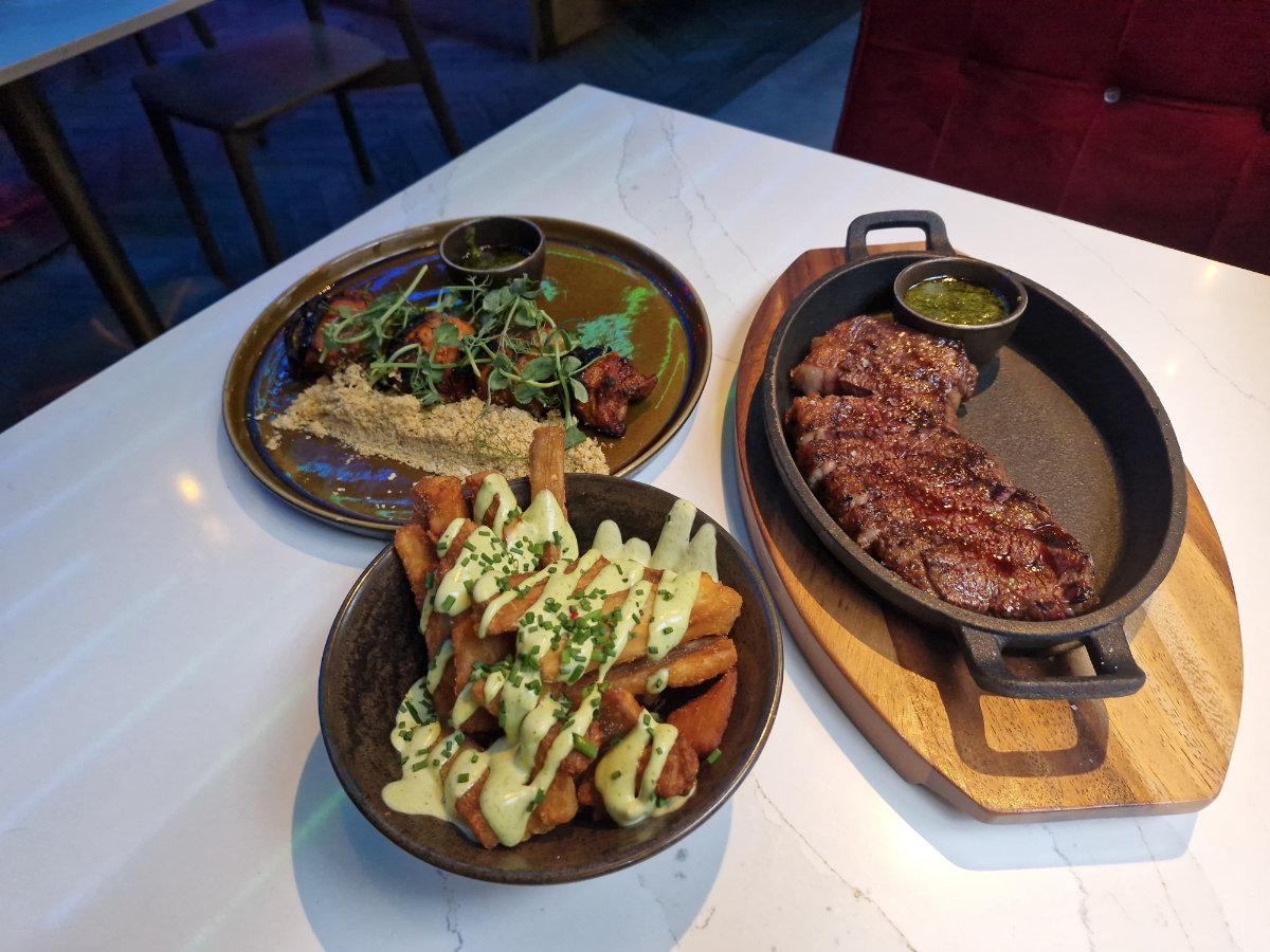 main course el santo glasgow